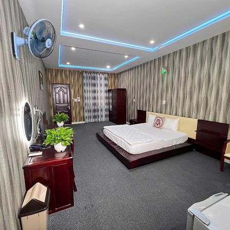 Phi Long 2 Hotel Thu Dau Mot Exterior foto