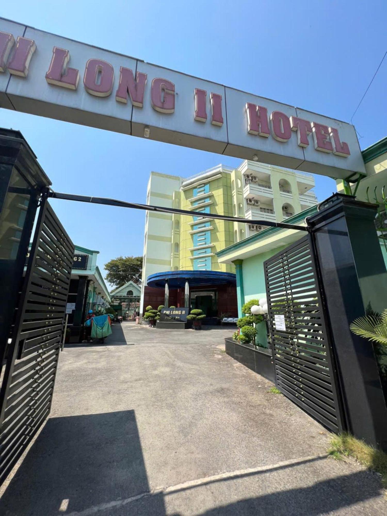 Phi Long 2 Hotel Thu Dau Mot Exterior foto