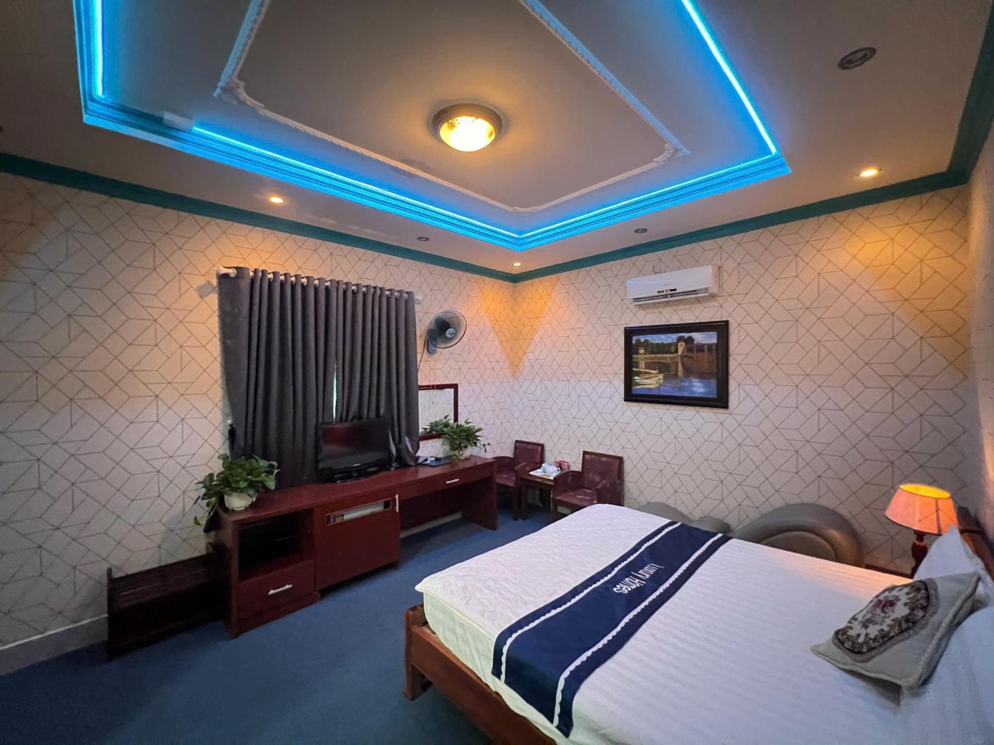 Phi Long 2 Hotel Thu Dau Mot Exterior foto